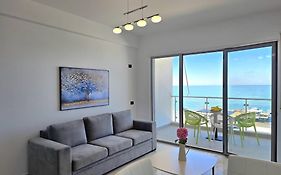 Brisa Del Mar Apartments